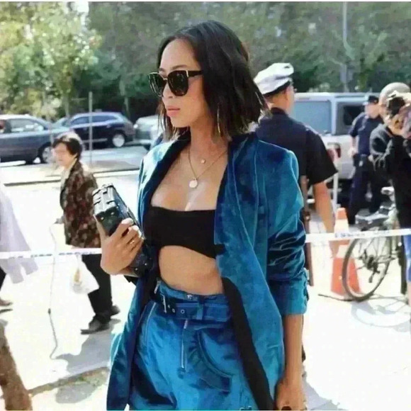 Self Portrait Blue Velvet Shawl Blazer Size Large - Picture 1 of 16